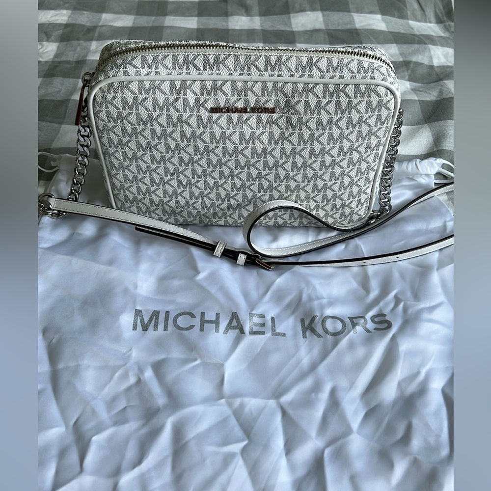 Michael Kors Crossbody Bag